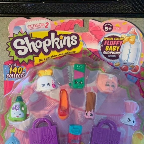 Shopkins lot - Picture 9 of 12